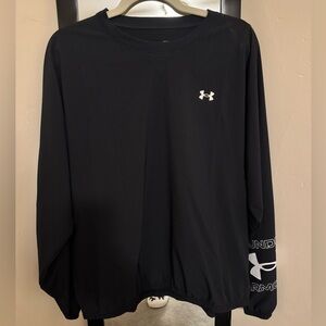 Women’s Under Armour pullover size Large